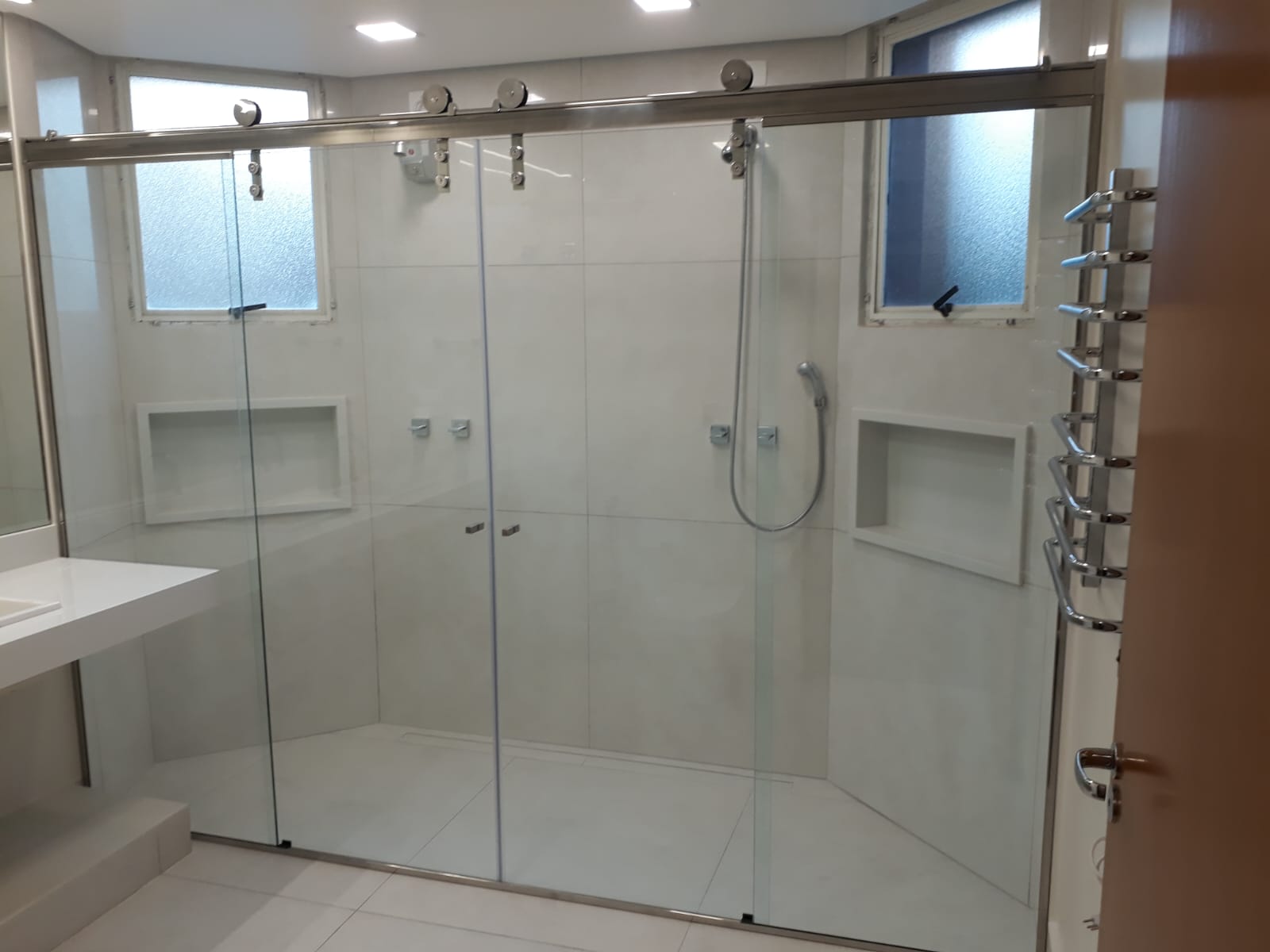Box de Banheiro Moderno